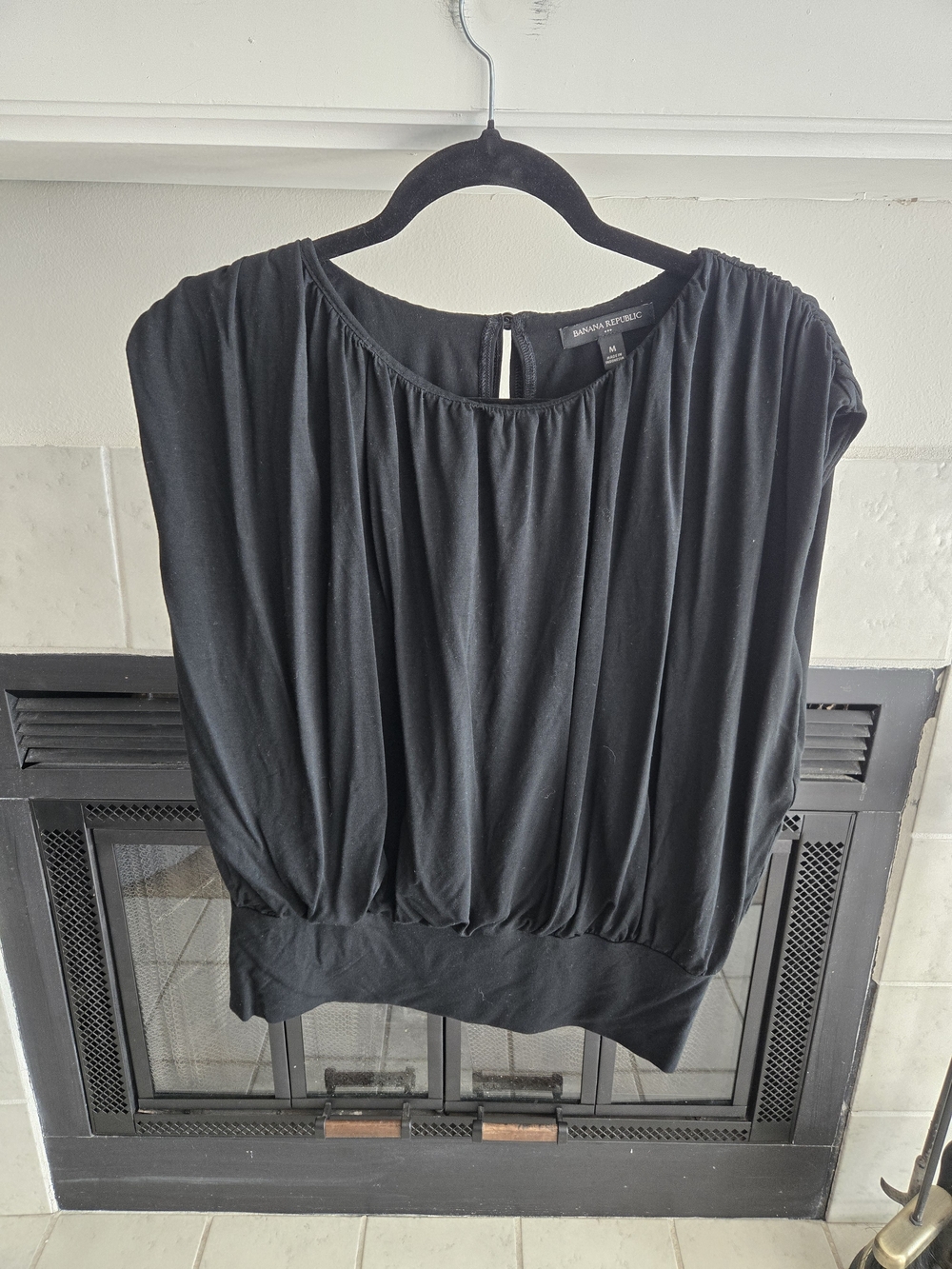 Banana Republic Black Blouson Short Sleeve Top